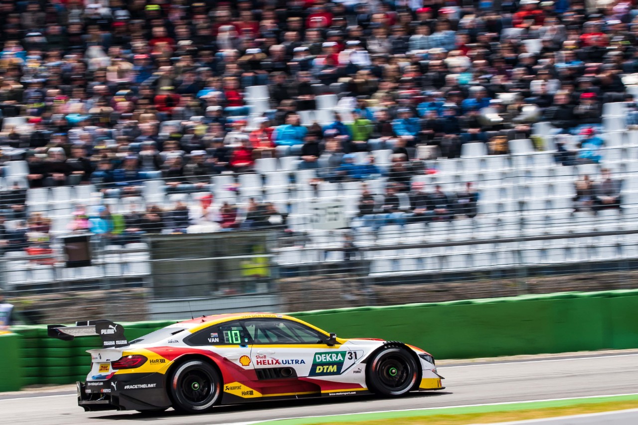 Sheldon drives past the Hockenheim tribunes