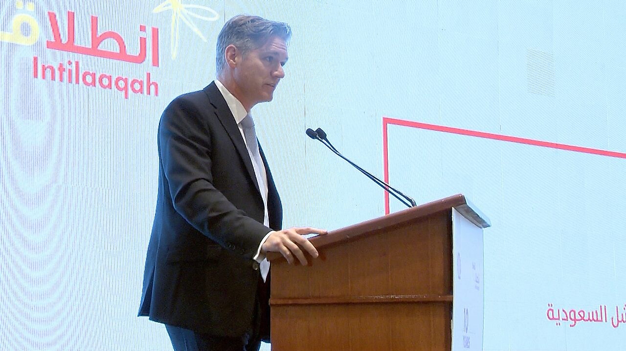 Shell Saudi Arabia Chairman speaking at Intilaaqah event