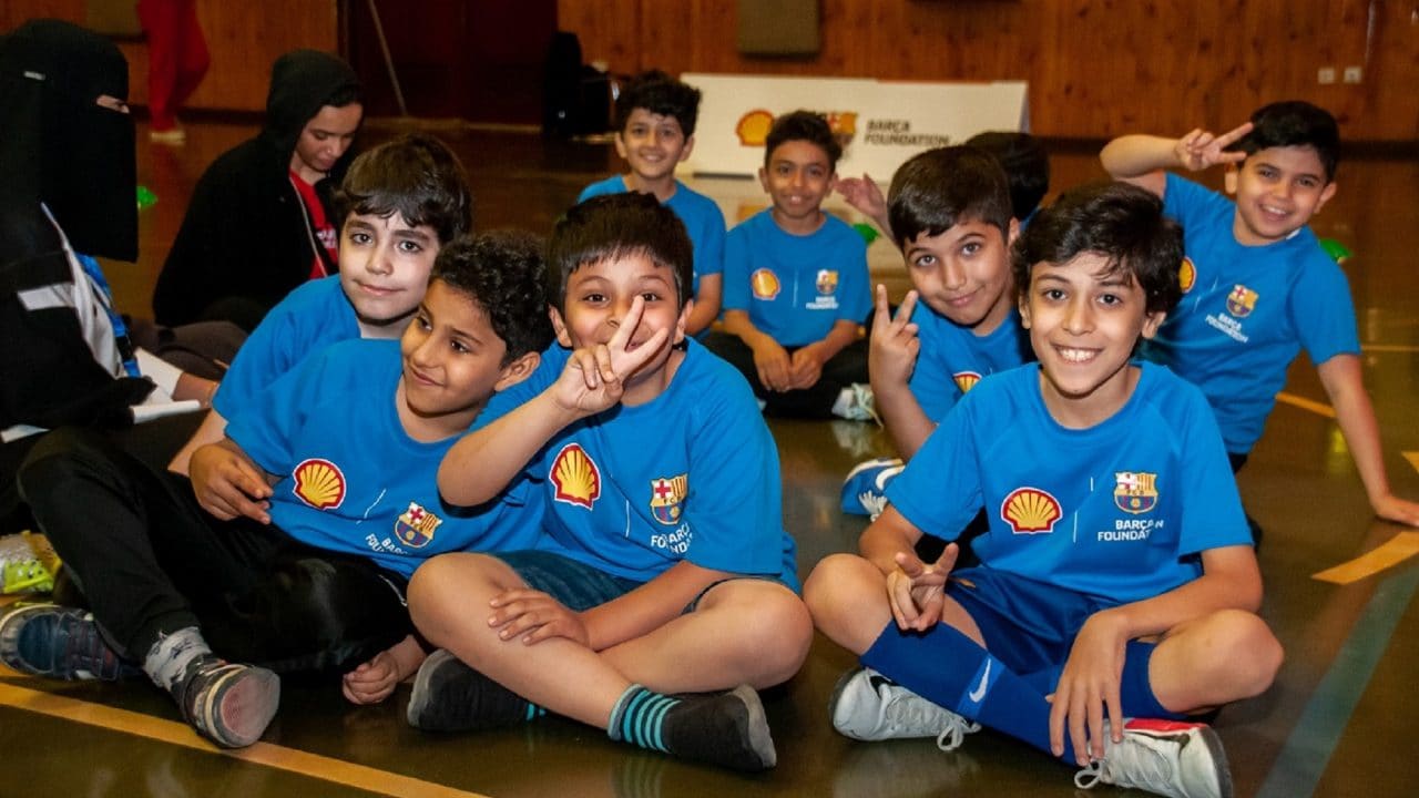 Children at a futbolnet event in Saudi Arabia